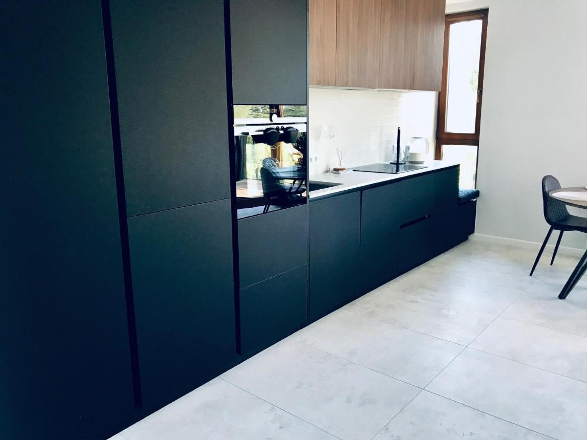 Baltic Riviera Apartments - Garden Sanctuary Retreat グダニスク エクステリア 写真