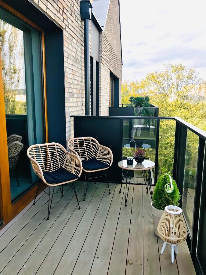 Baltic Riviera Apartments - Garden Sanctuary Retreat グダニスク エクステリア 写真