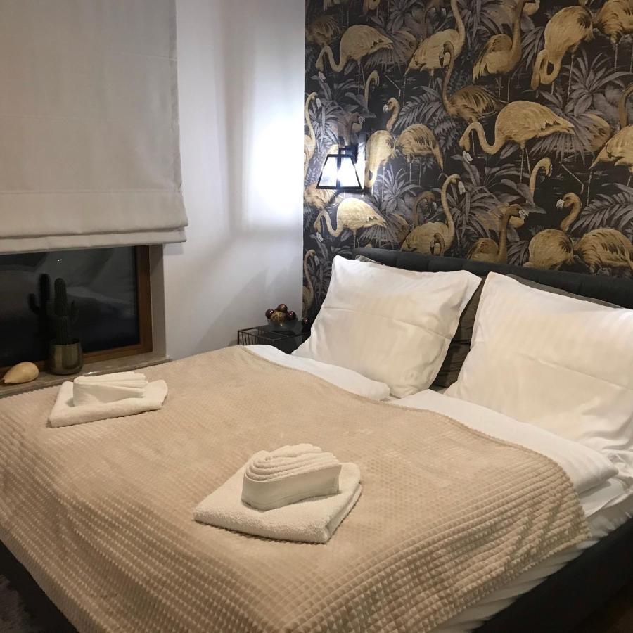 Baltic Riviera Apartments - Garden Sanctuary Retreat グダニスク エクステリア 写真