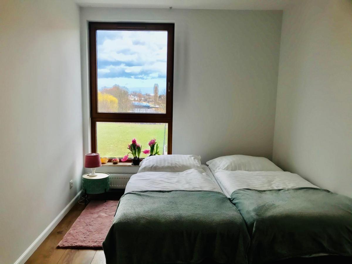 Baltic Riviera Apartments - Garden Sanctuary Retreat グダニスク エクステリア 写真